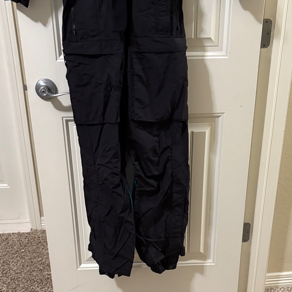 The North Face Black and Teal Outdoor Suit - Picture 3 of 16
